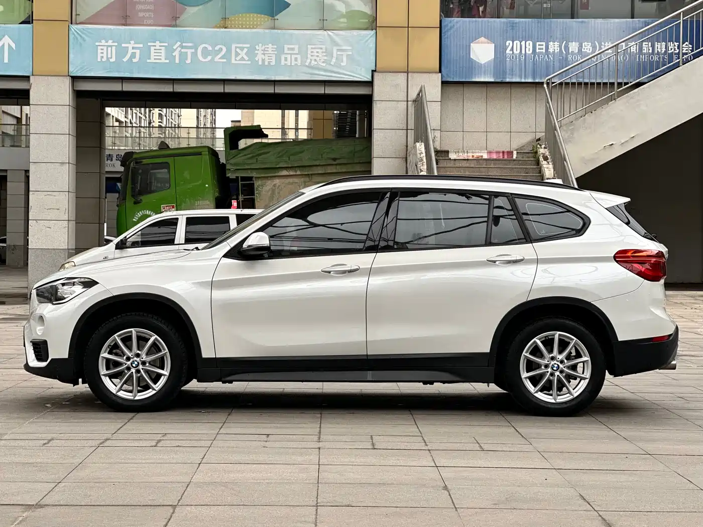 BMW X1 2018 sDrive18Li Fashion Model фото 6