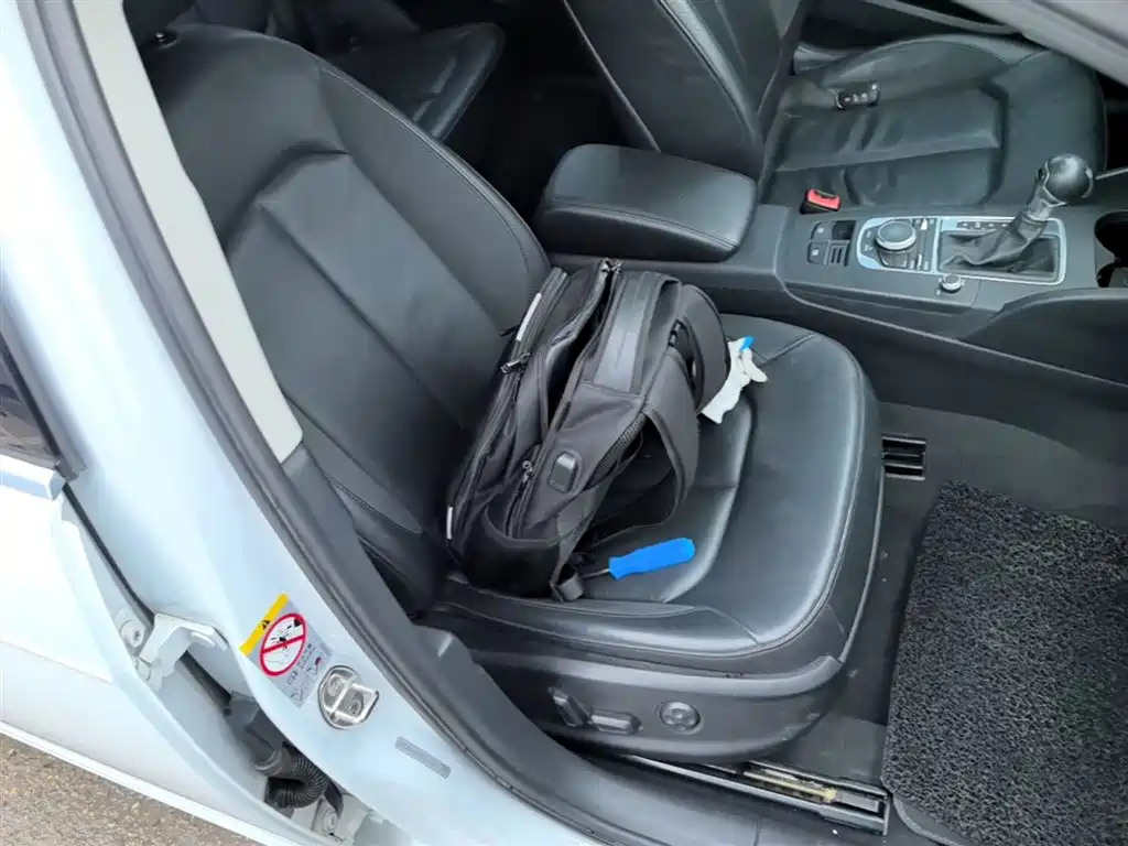 Audi A3 2014 Sportback 35 TFSI Automatic Comfort фото 21