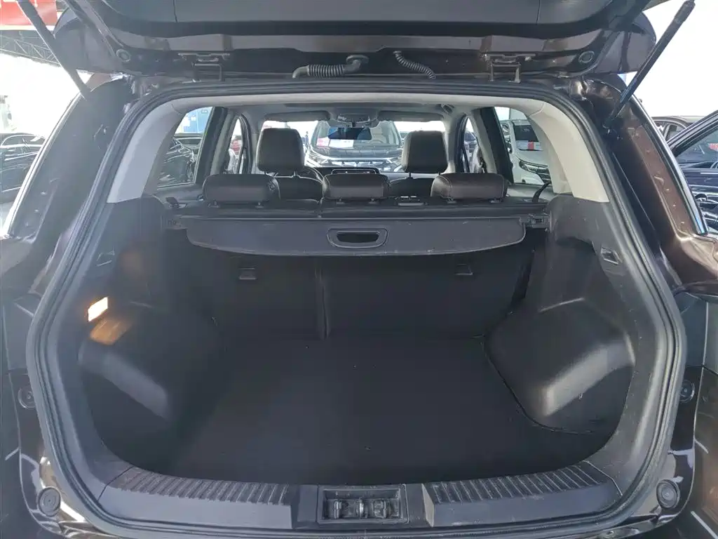 GAC Trumpchi Trumpchi GS4 2018 235T Automatic 2WD Luxury Smart Connect фото 19