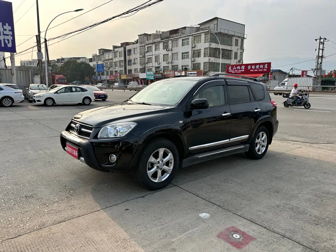 Toyota RAV4 Rongfang 2009 2.4L Automatic Luxury Navigation Edition фото 2