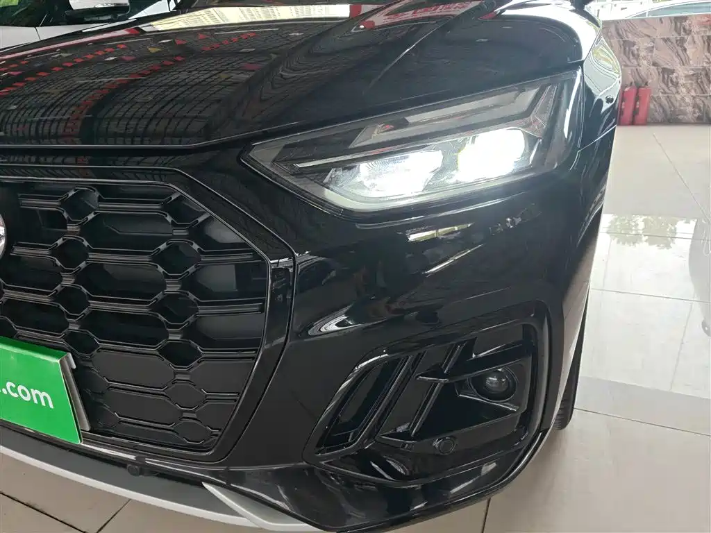Audi Q5L 2022 Facelift 45T Luxury Dynamic фото 3