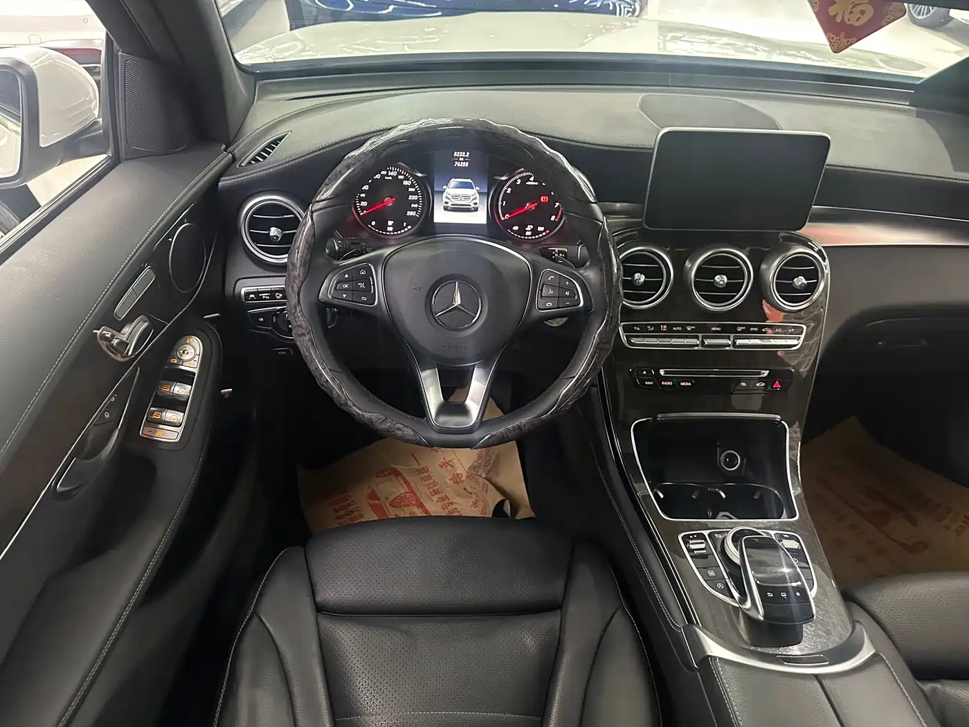 Mercedes-Benz GLC 2016 GLC 260 4MATIC Luxury фото 7