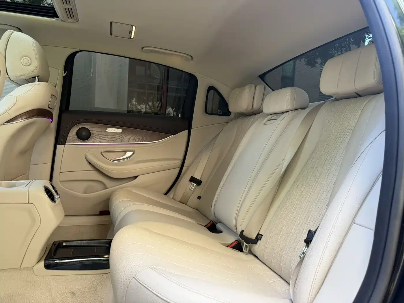 Mercedes-Benz E-Class 2018 Facelift E 200 L фото 8