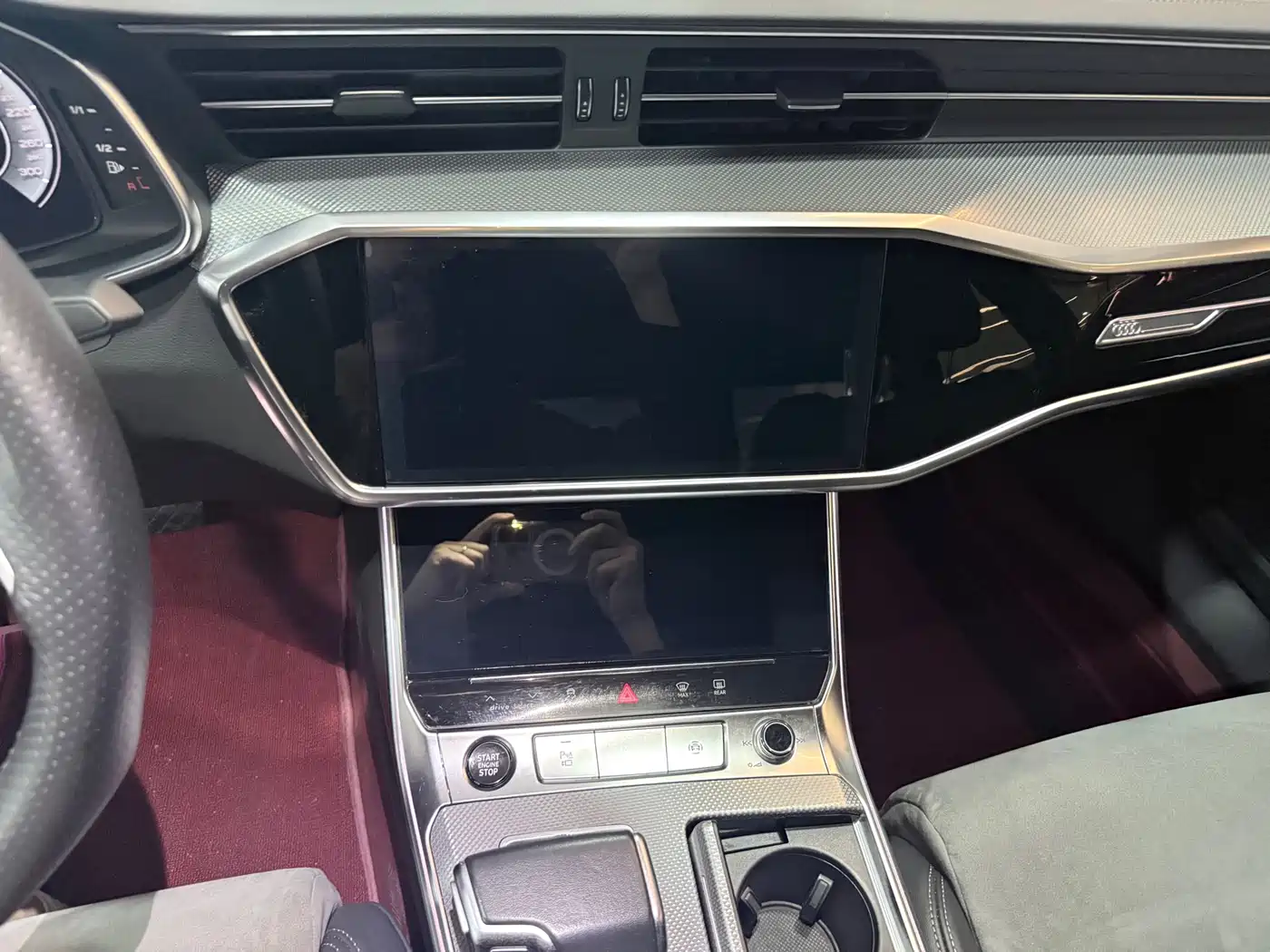 Audi A6L 2023 45 TFSI Premium Selection Elegance фото 6