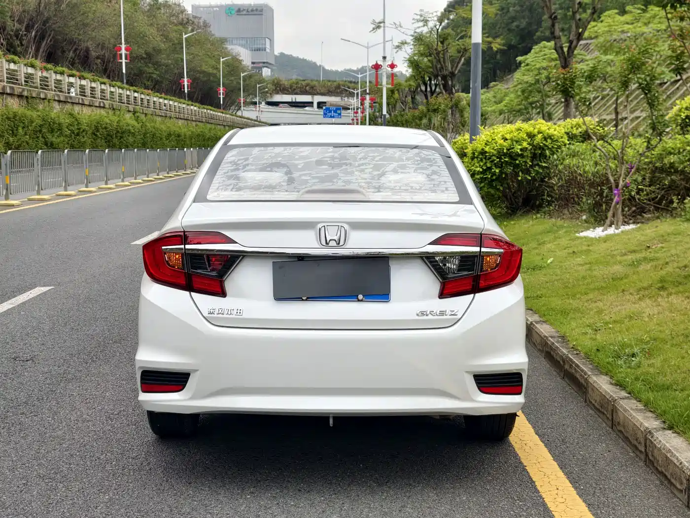 Honda Greiz 2018 2016 1.5L Manual Classic Edition