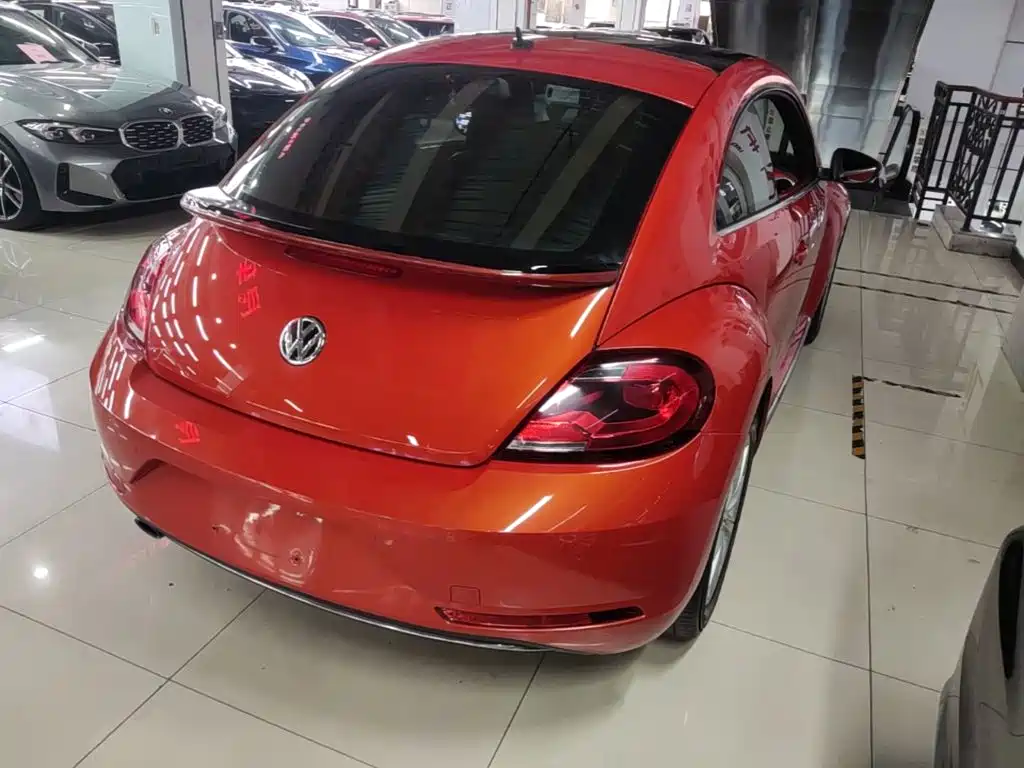 Фото 7 - Volkswagen Beetle