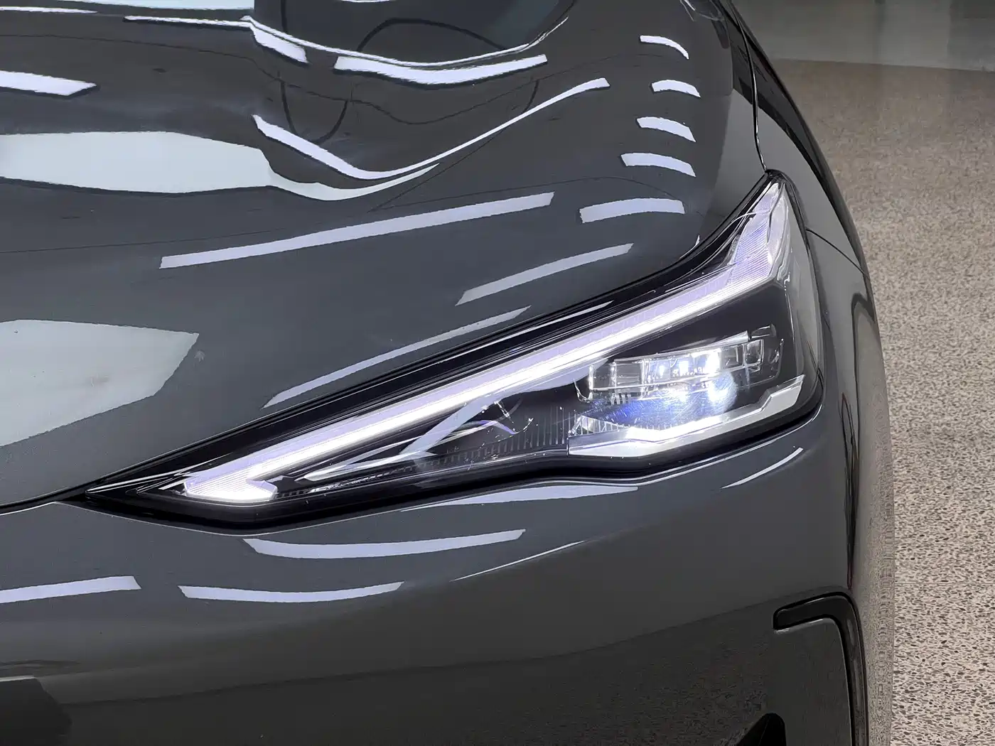 GEELY GALAXY GALAXY E5