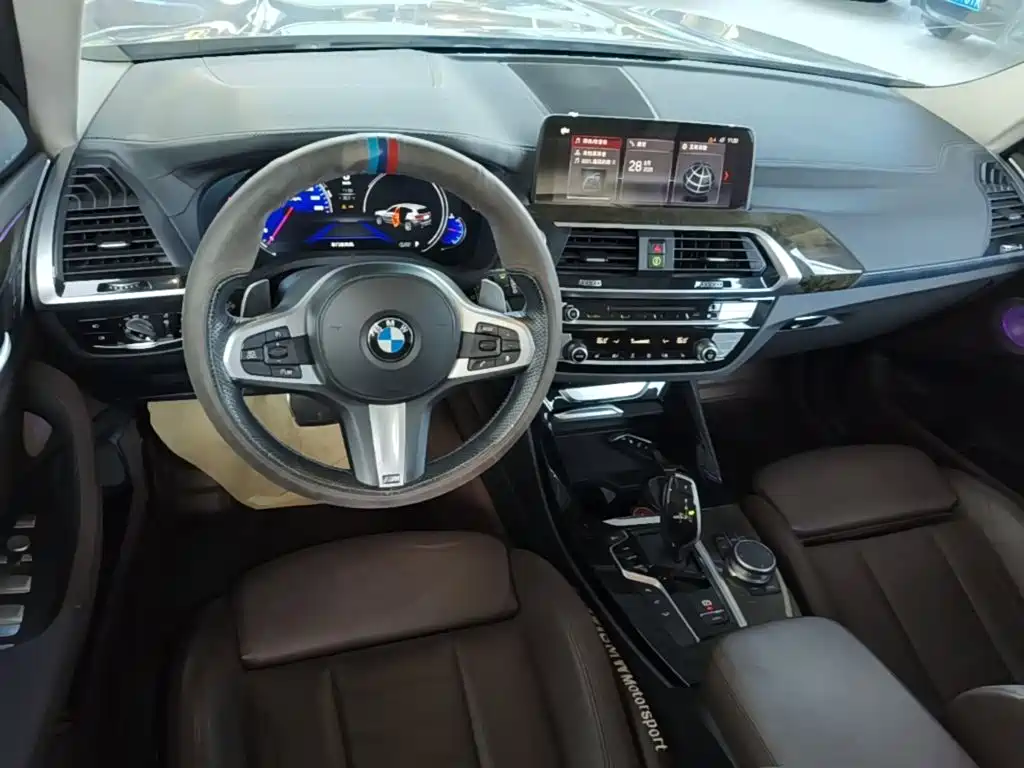 Фото 10 - BMW X3