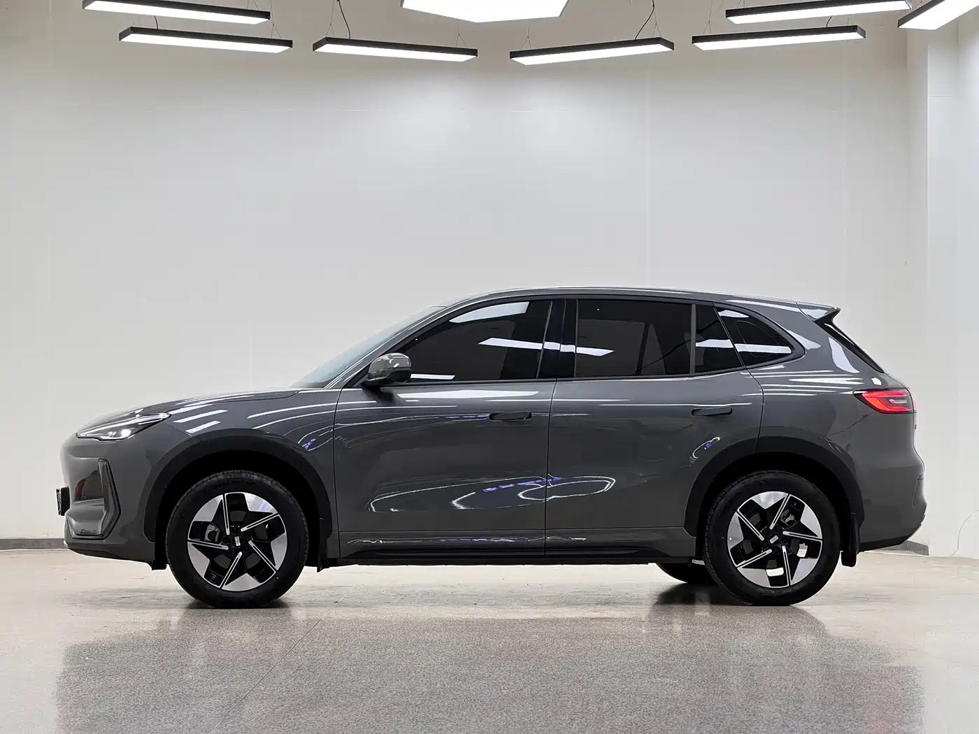 GEELY GALAXY GALAXY E5