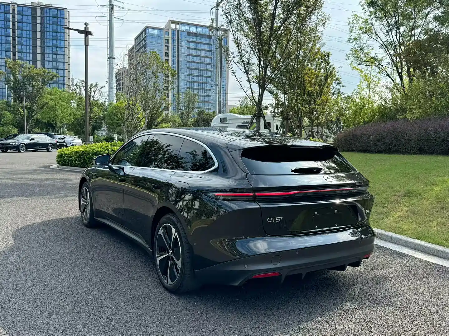 Фото 9 - NIO ET5T
