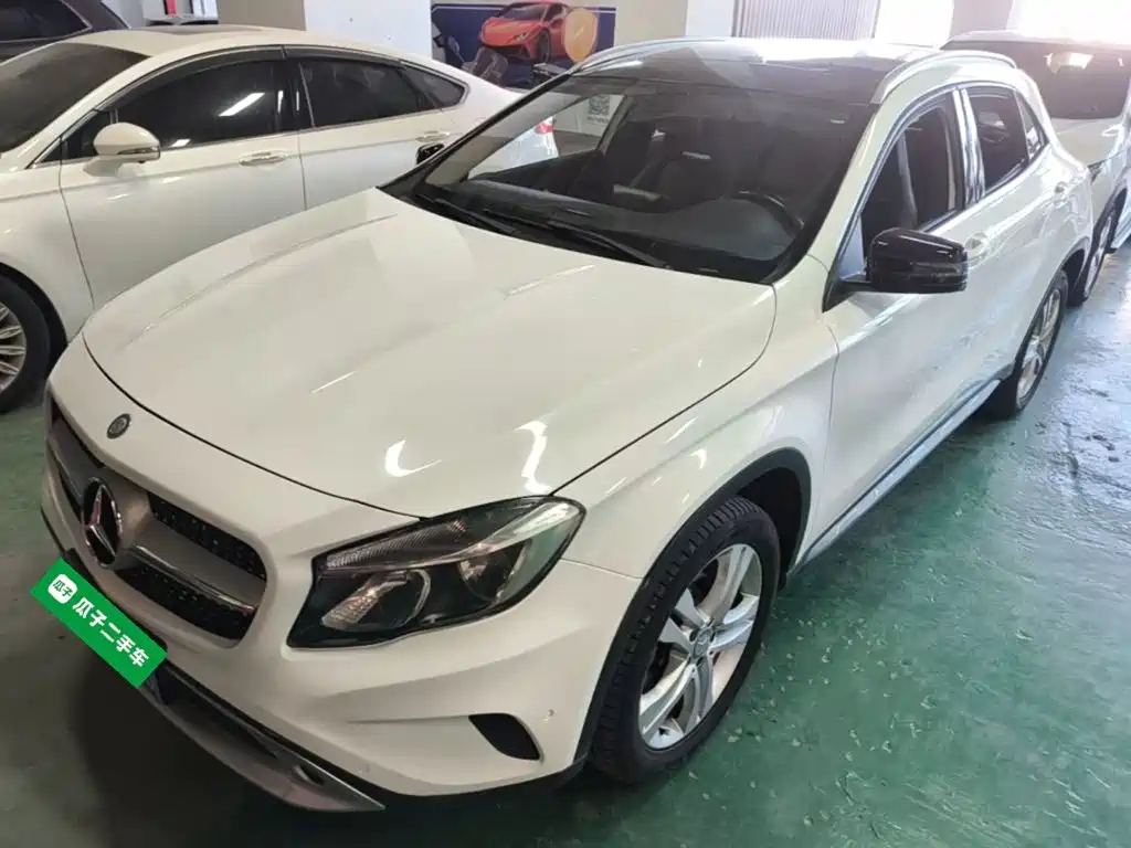 Mercedes-Benz GLA 2015 2015 GLA 200 Dynamic