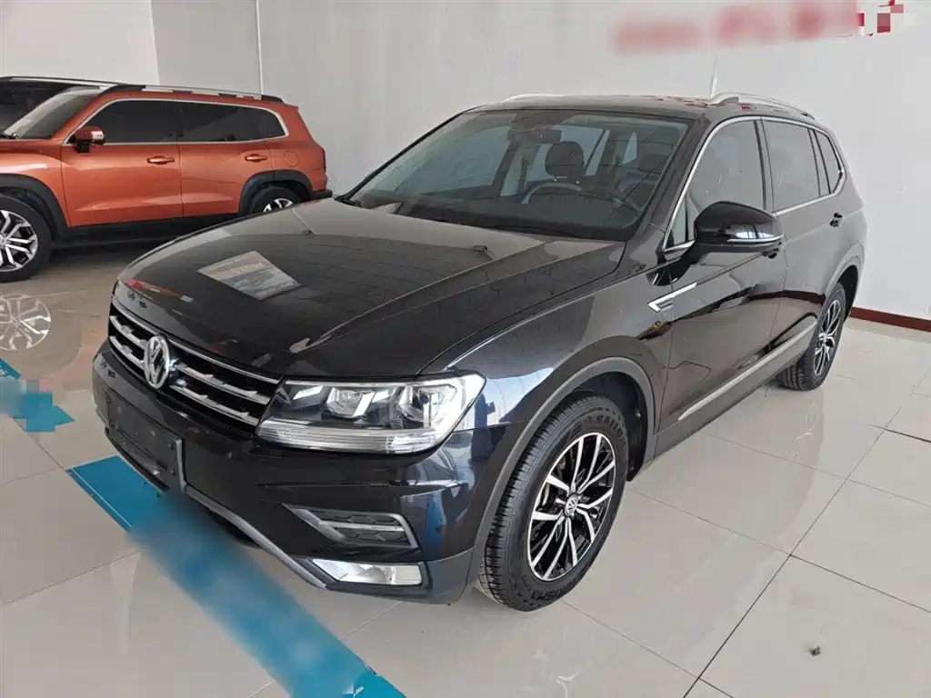 Volkswagen Tiguan L 2018 Facelift 330TSI Automatic 2WD Luxury Edition