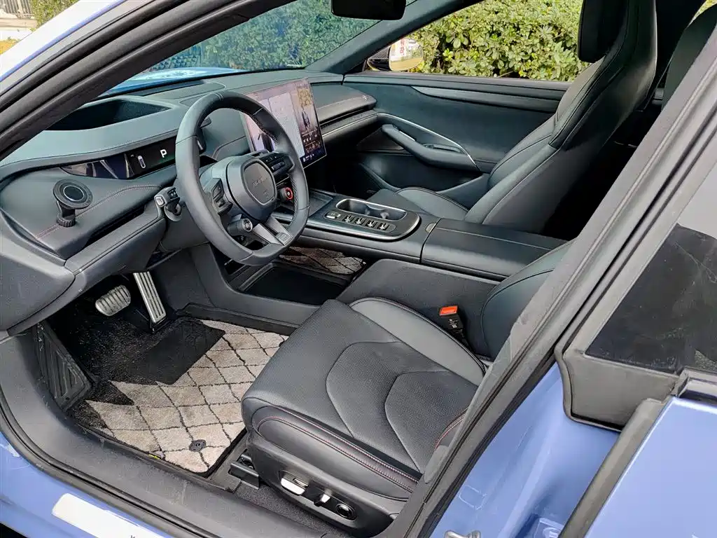 XIAOMI CAR XIAOMI SU7