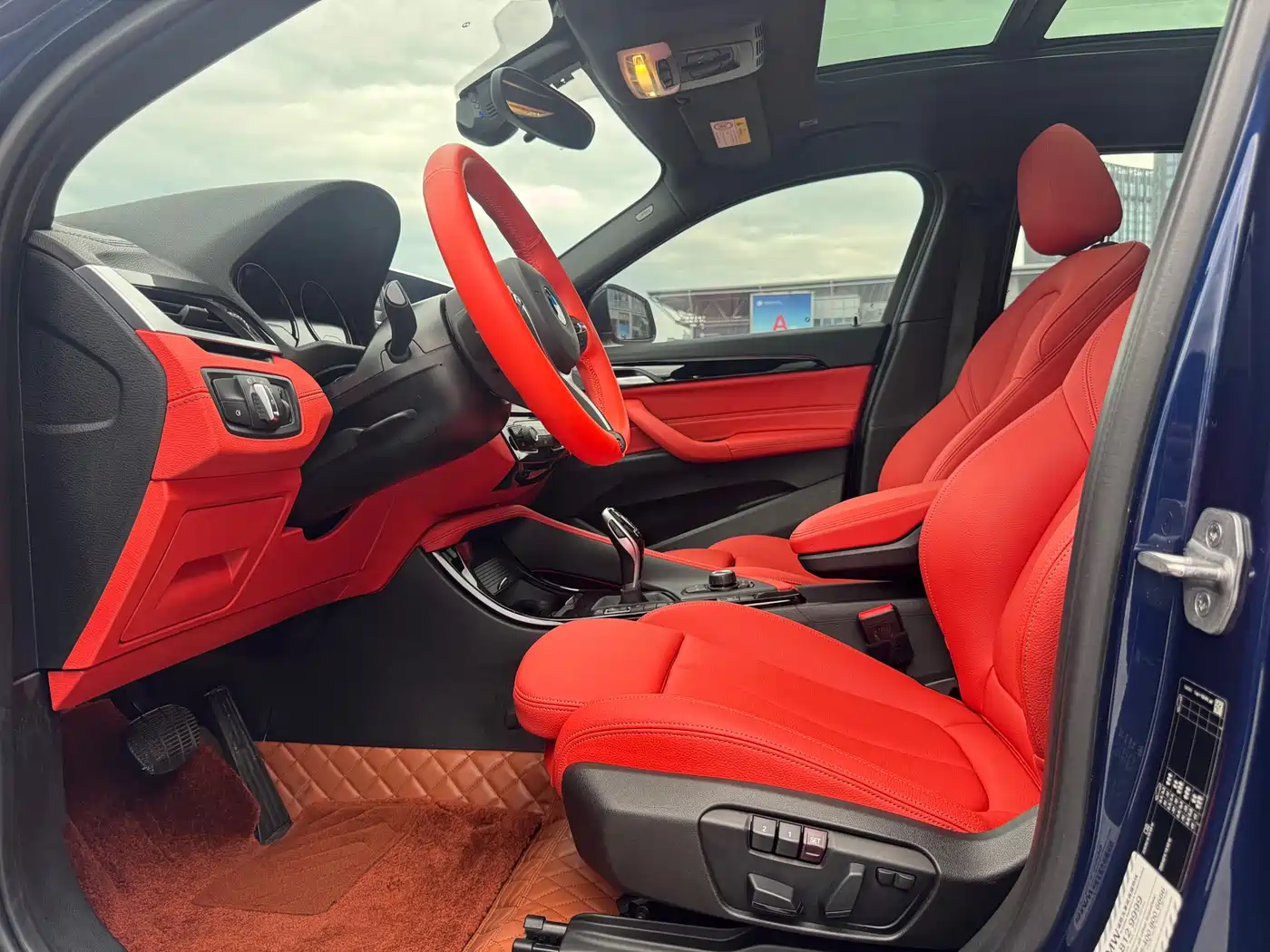 BMW X2 2020 sDrive25i Leading M Off-Road Package фото 13