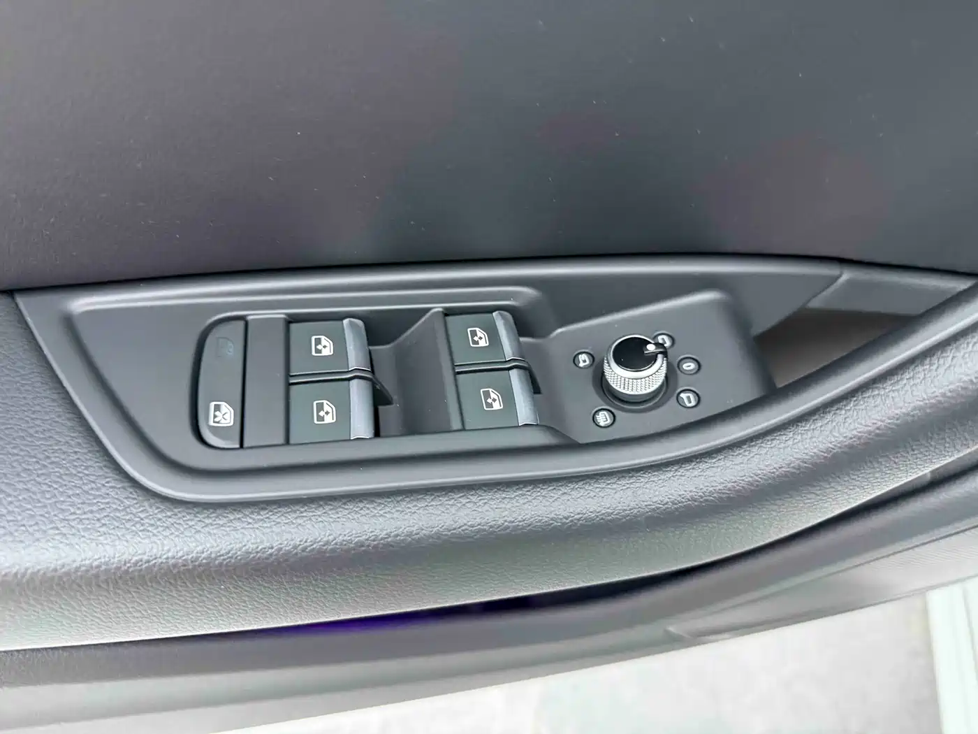 Audi A4L 2020 40 TFSI Fashion Dynamic Edition фото 15