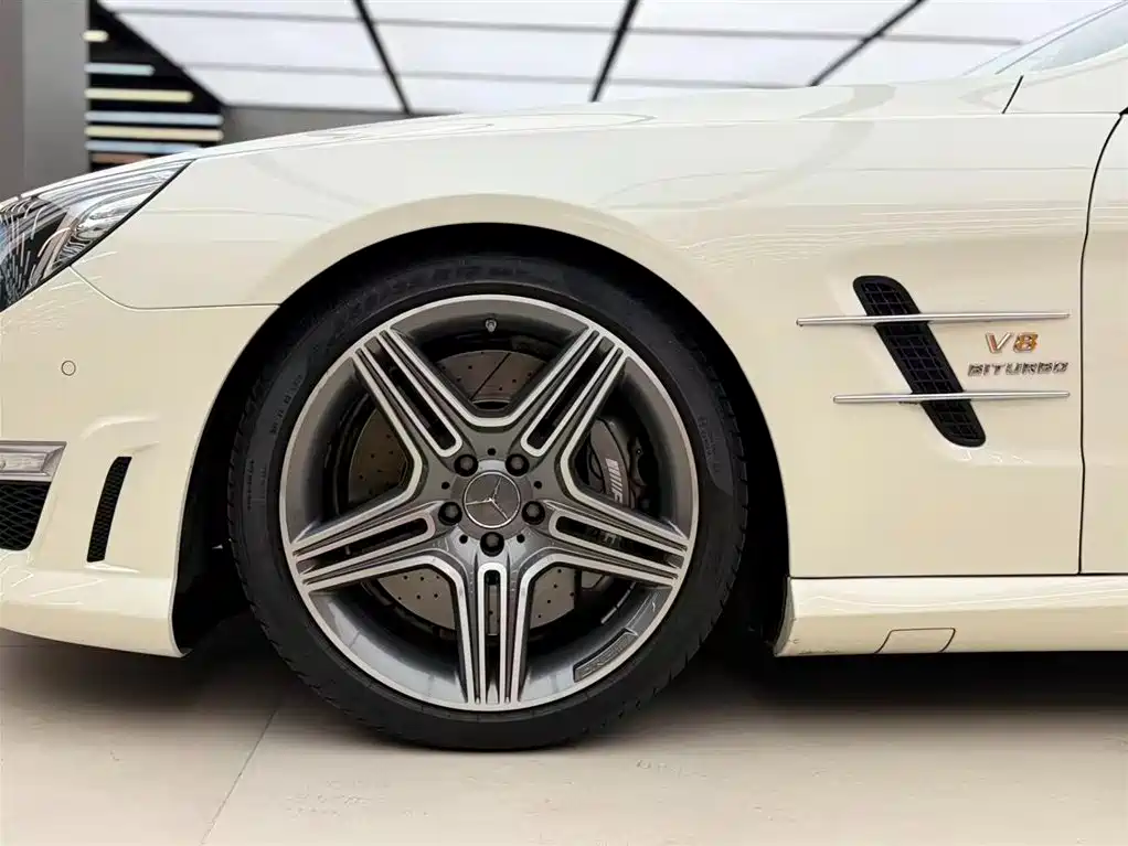 Mercedes-Benz SL-Class AMG 2013 AMG SL 63 фото 17