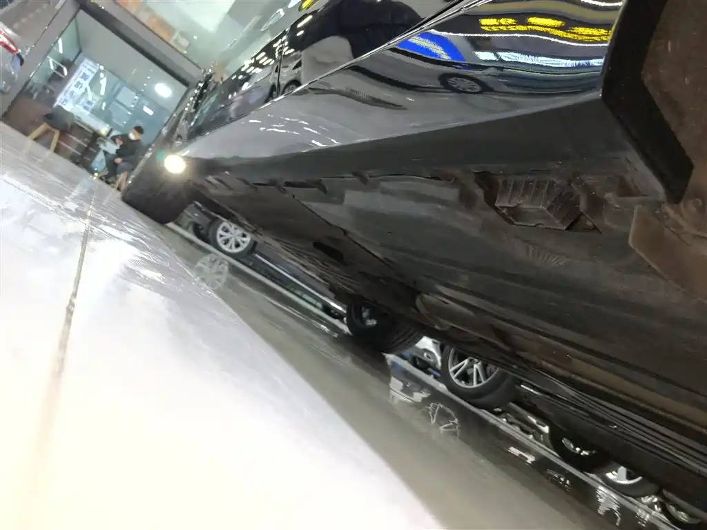 BMW X5 2023 xDrive 30Li Premium M Sport Black Night Package фото 22