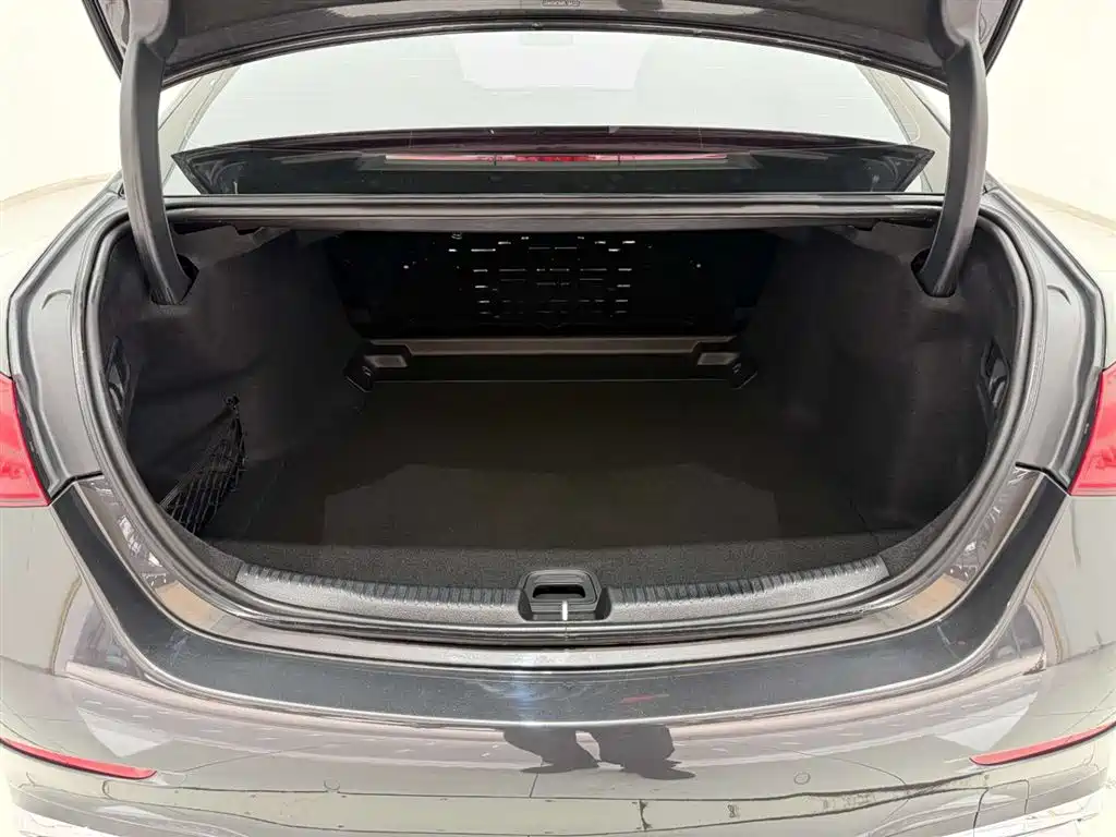 Mercedes-Benz C-Class 2023 C 260 L Sport фото 14