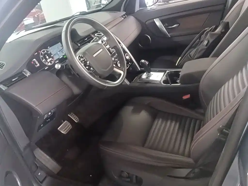 Фото 15 - Land Rover Discovery Sport