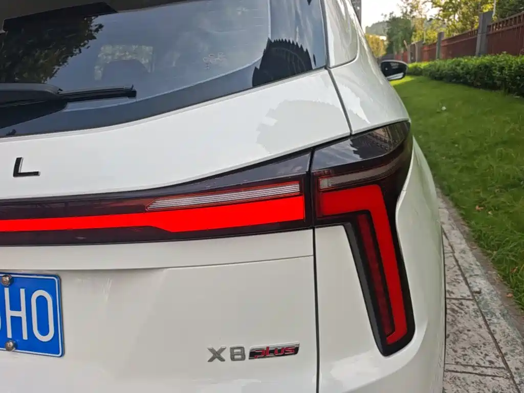 Sehol X8 PLUS 2023 2023 1.5TGDI DCT Smart Enjoyment Edition (7-seater)