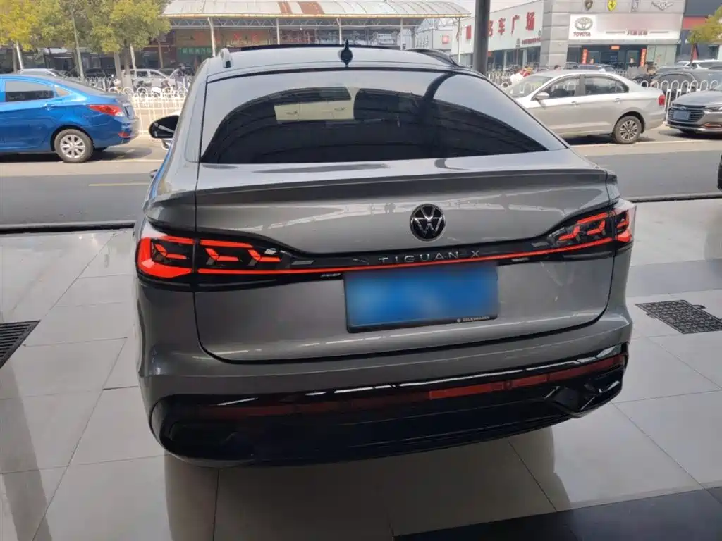 Volkswagen Tiguan X 2023 330TSI 2WD Flagship фото 4