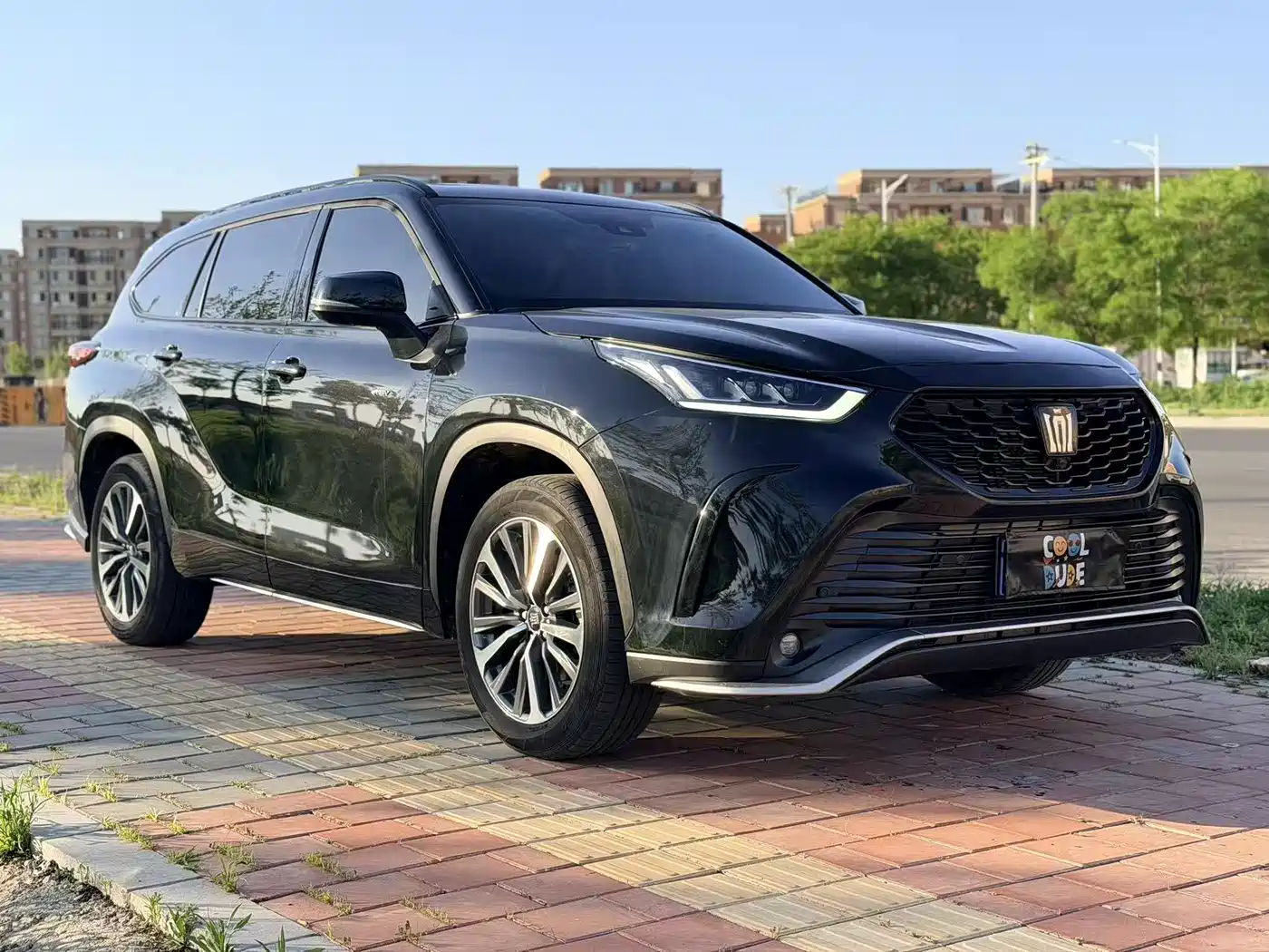 Toyota Crown Kluger 2024 2.5L HEV 4WD Premium Edition фото 3