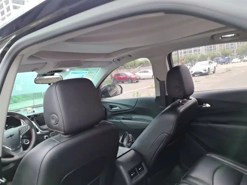 Chevrolet Equinox 2018 535T Automatic Control Edition фото 25