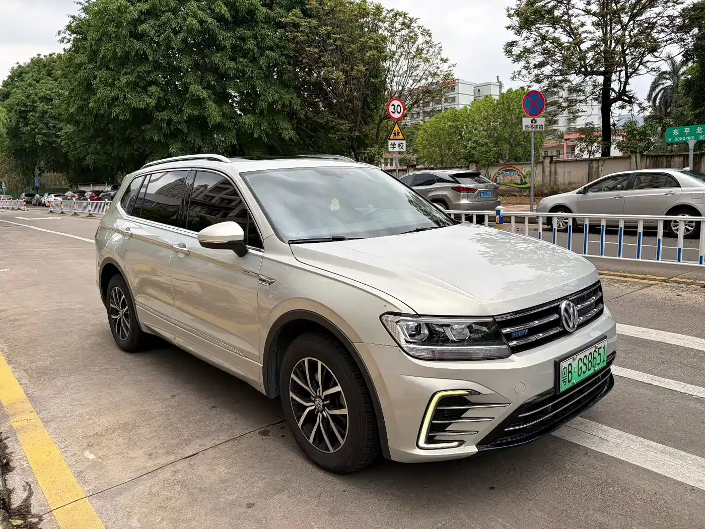 VOLKSWAGEN TIGUAN L NEW ENERGY