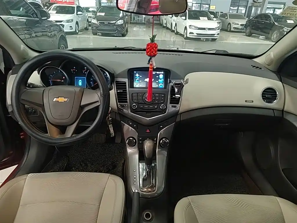 Chevrolet Cruze 2015 1.5L Classic SE AT фото 10