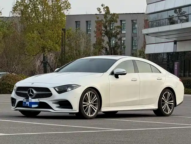 MERCEDES-BENZ CLS