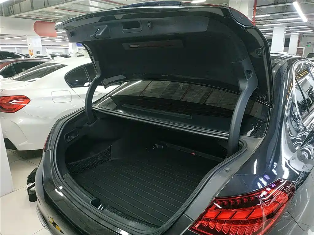 Mercedes-Benz C-Class 2023 C 200 L Sport фото 15