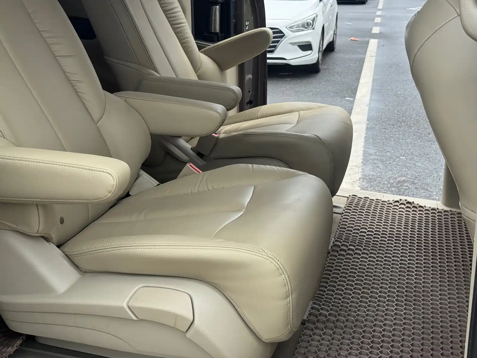 Фото 20 - Buick GL8