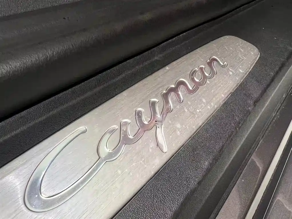 Porsche 718 2018 Cayman 2.0T фото 15