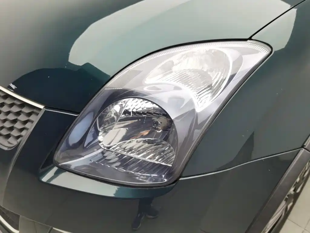 Suzuki Swift 2018 2016 1.5L Automatic Fashion Cool Edition