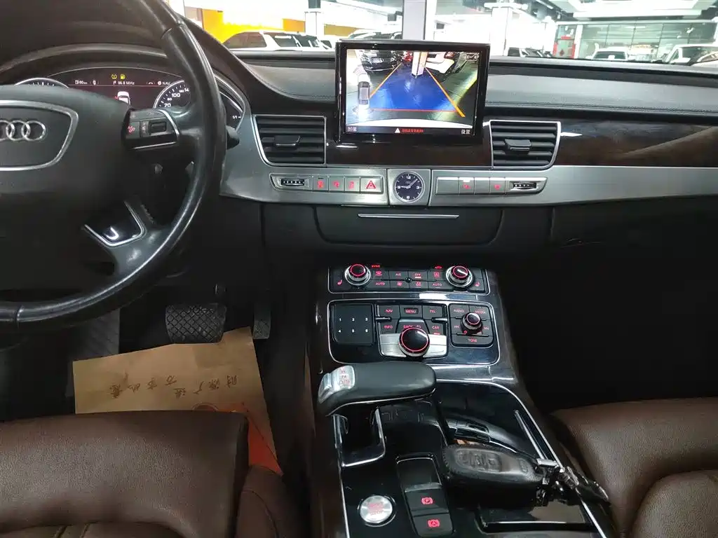 Audi A8 2014 A8L 45 TFSI quattro Comfort фото 5