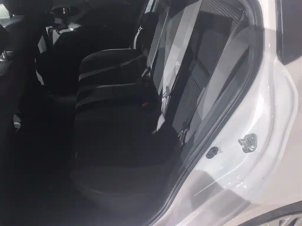 Toyota Vios 2022 1.5L 20th Anniversary Edition фото 13