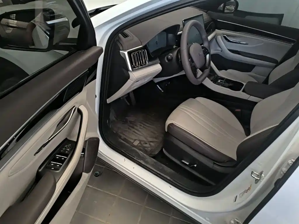 BYD Song PLUS PHEV 2025 EV Smart Driving Edition 520km Premium фото 16