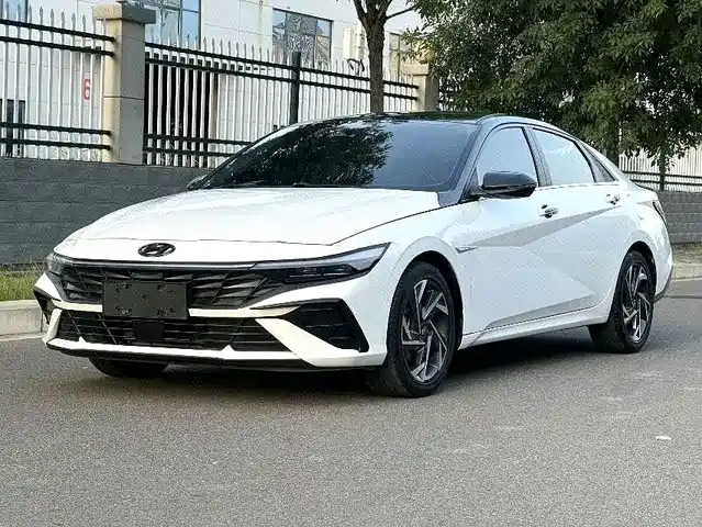 Hyundai Elantra 1.5L CVT GLX, Элит