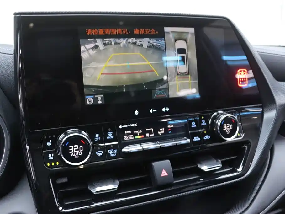 Toyota Crown Kluger 2021 2.5L HEV AWD Flagship Edition фото 10