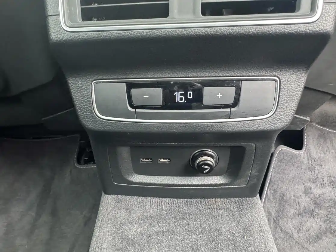 Audi Q5L Sportback 2021 40 TFSI Luxury фото 14