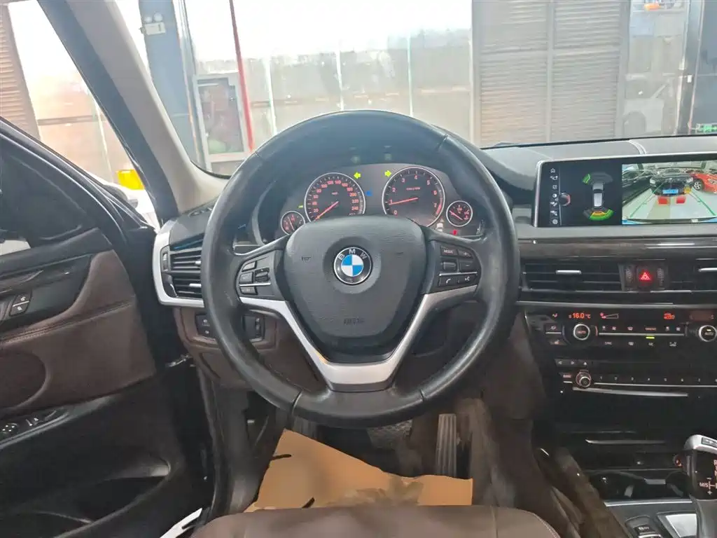 BMW X5 (Import) 2017 xDrive28i фото 5