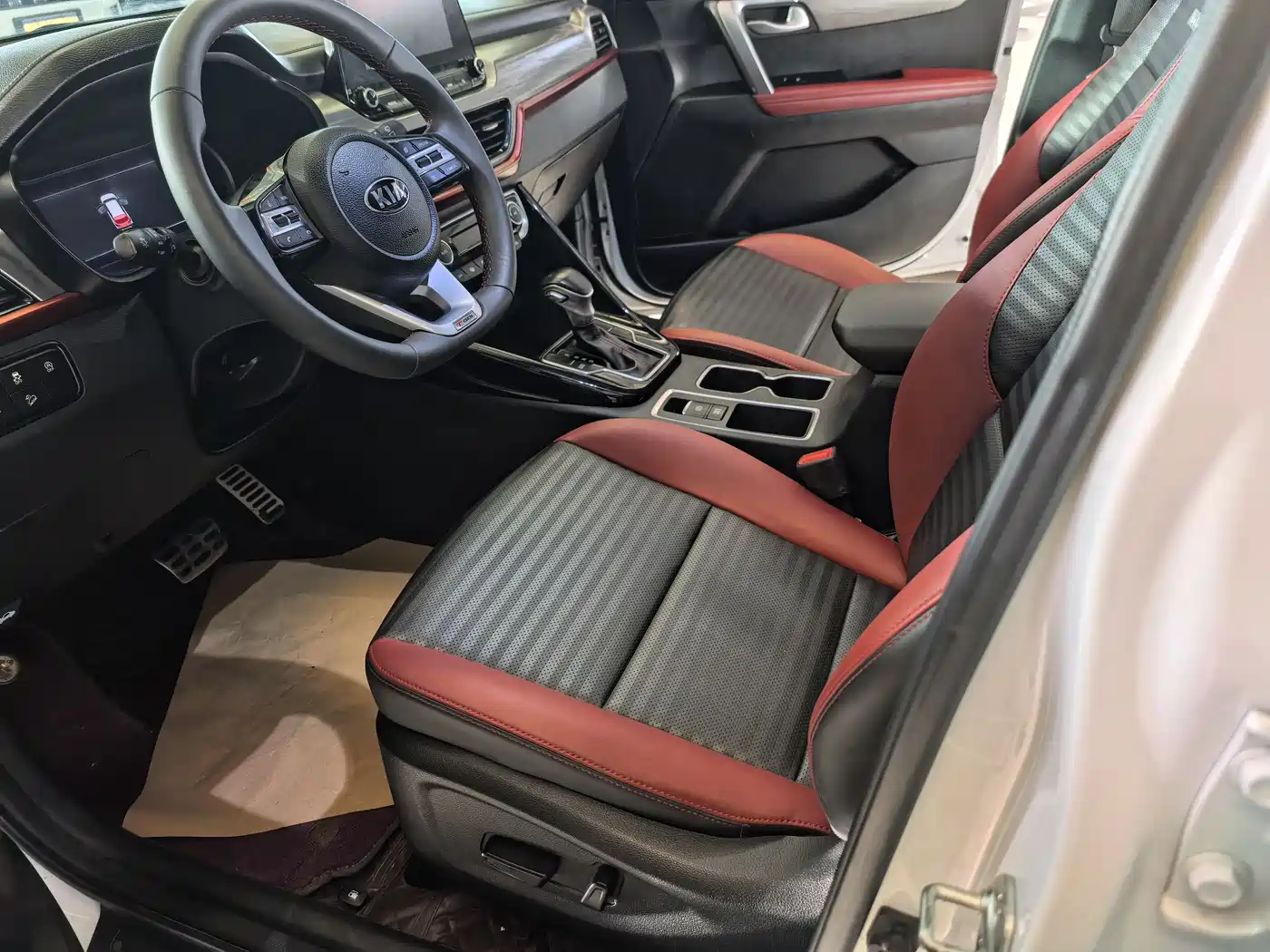 Kia Sportage 2019 1.4T DCT Smart Luxury GLS Edition фото 10
