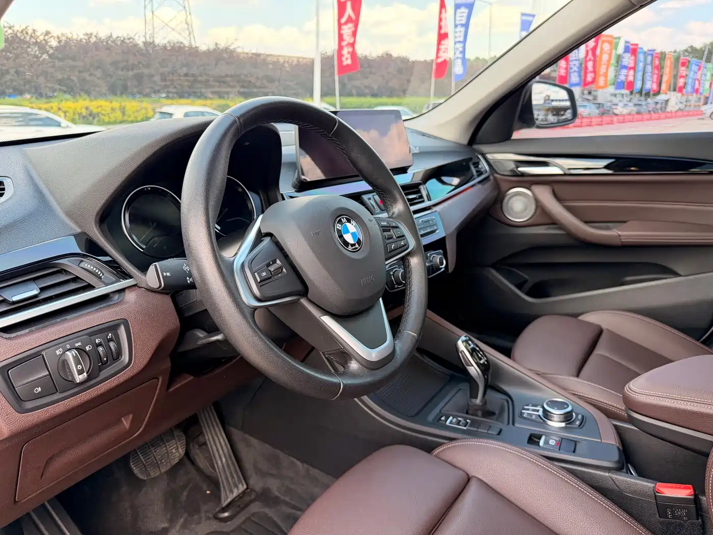 BMW X1 2022 sDrive20Li Premium фото 9