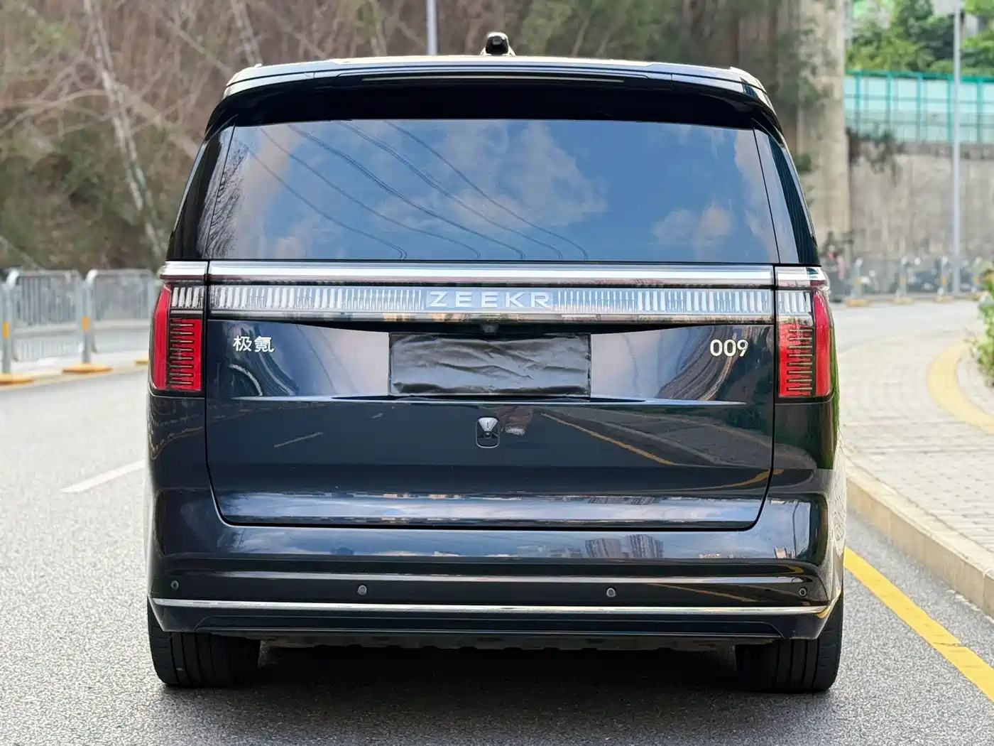 ZEEKR EXTREME KRYPTON 009