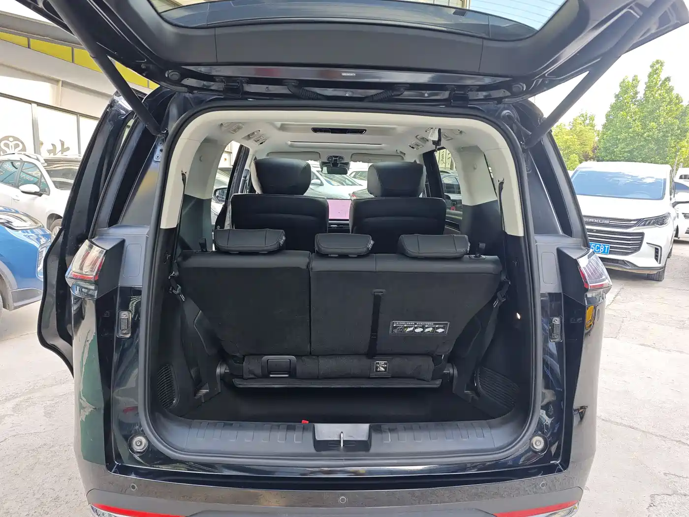 GAC Trumpchi Trumpchi E8 NEV 2024 Model 150km MAX фото 15