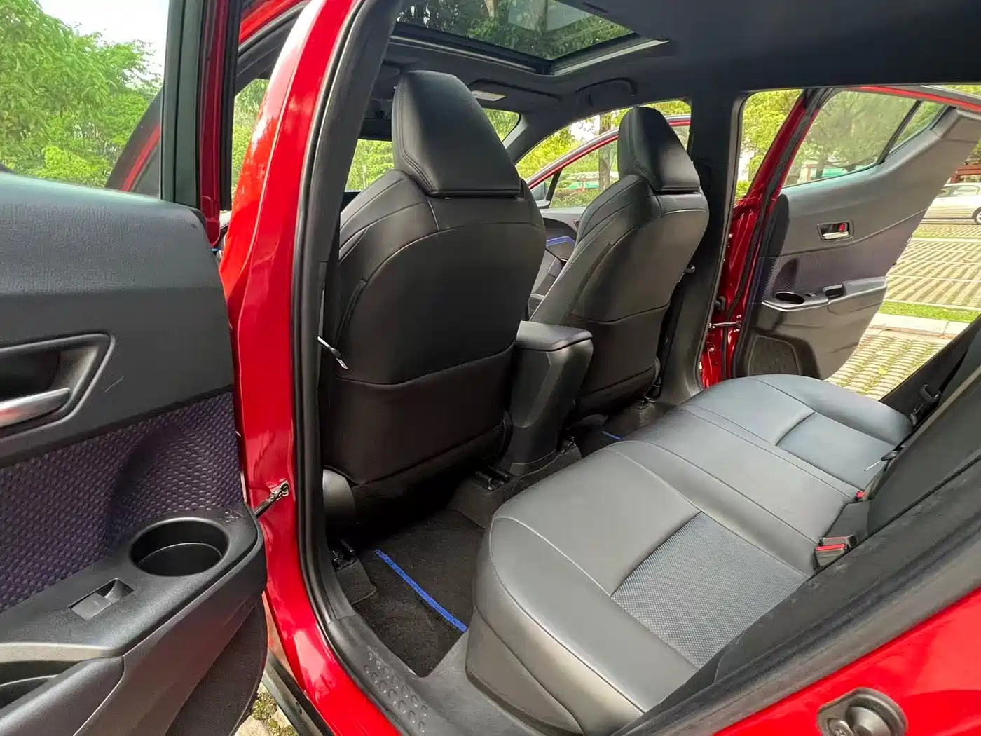 Toyota C-HR 2020 Model 2.0L Leading фото 13