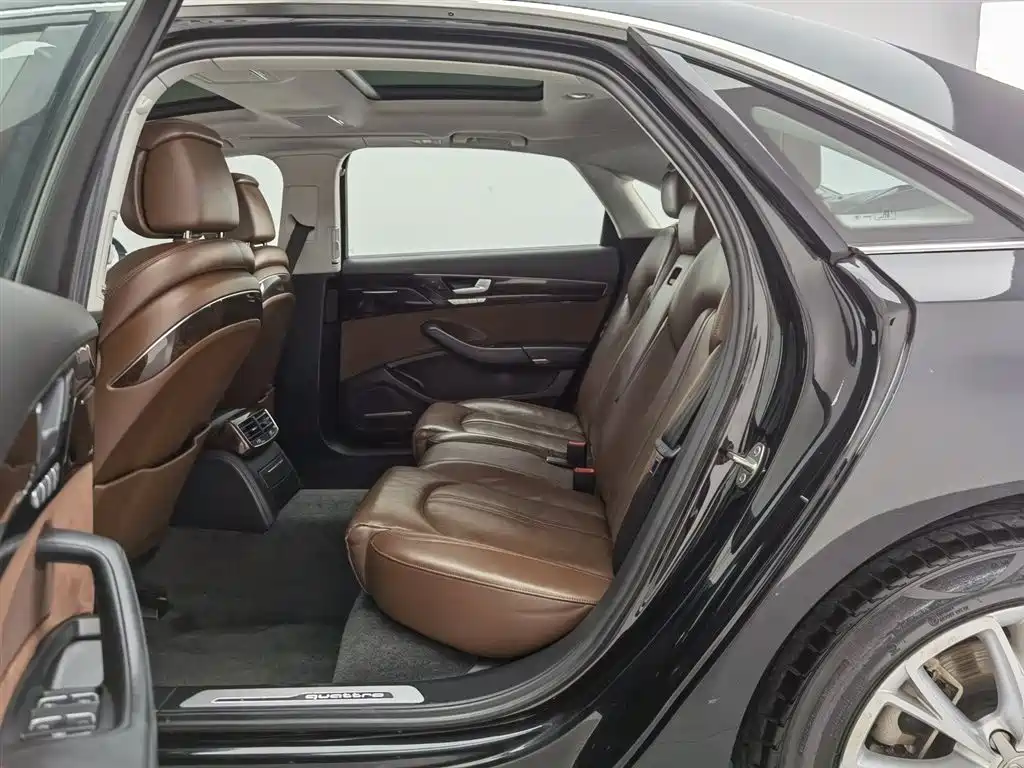 Audi A8 2016 A8L 45 TFSI quattro Luxury фото 15