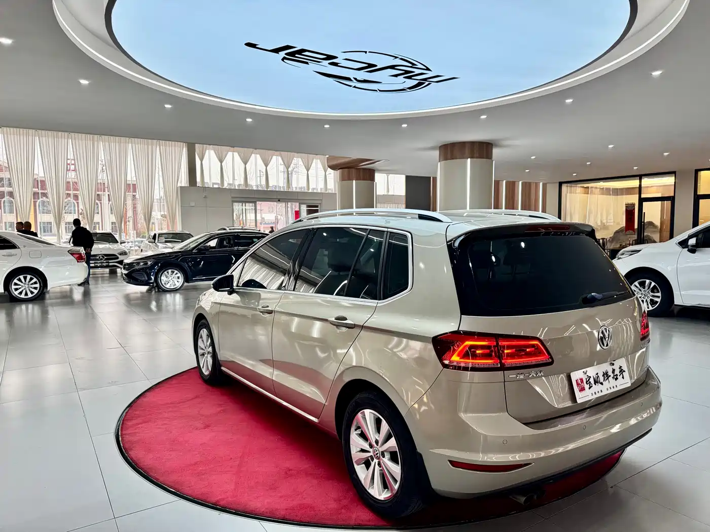 VOLKSWAGEN GOLF*JIAYU