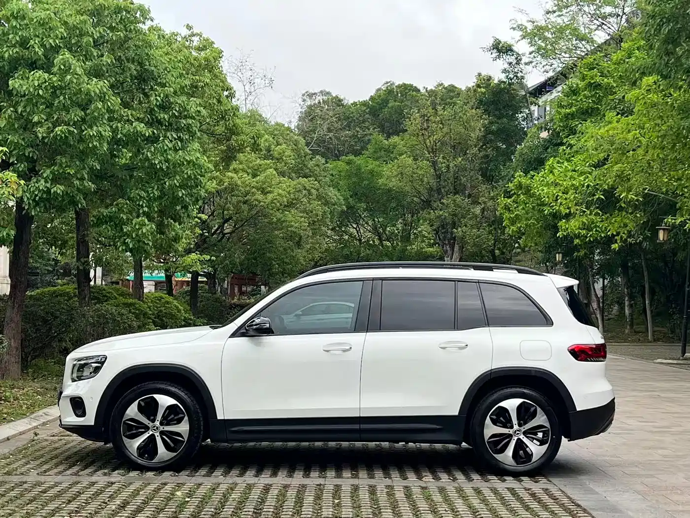 Mercedes-Benz GLB 2021 GLB 200 4MATIC фото 7