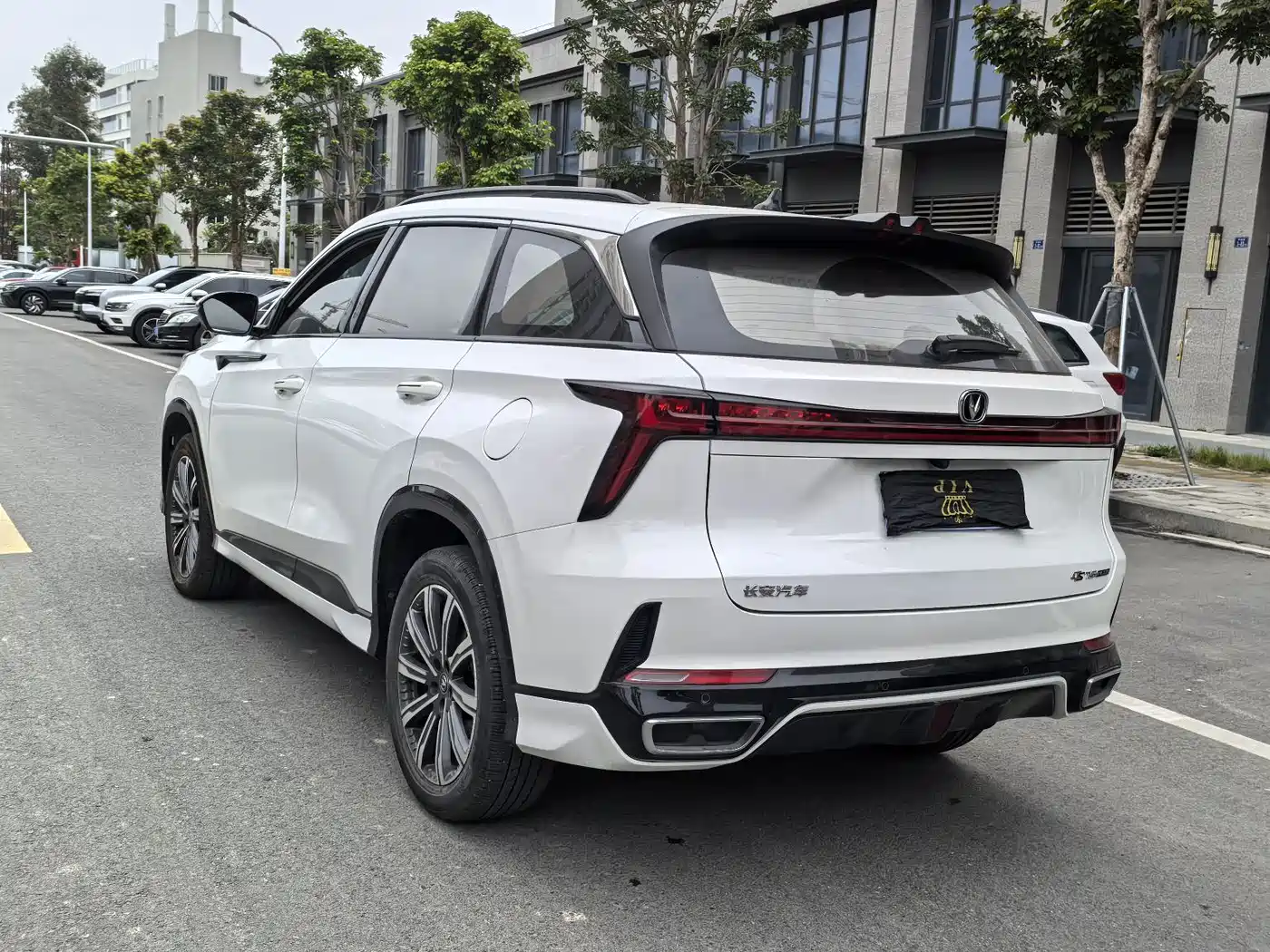 CHANG'AN CS75PLUS